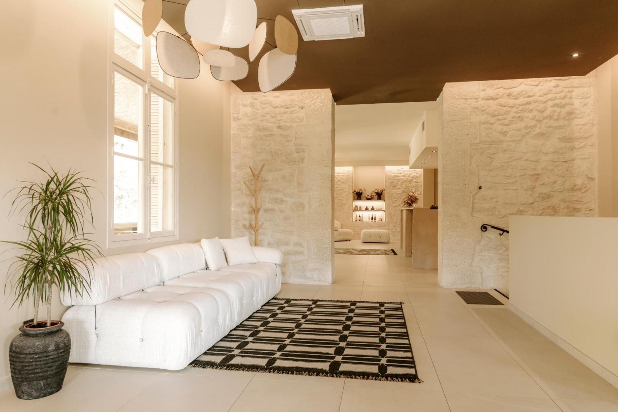 Soko Hotels-Pont Du Gard Remoulins Kültér fotó